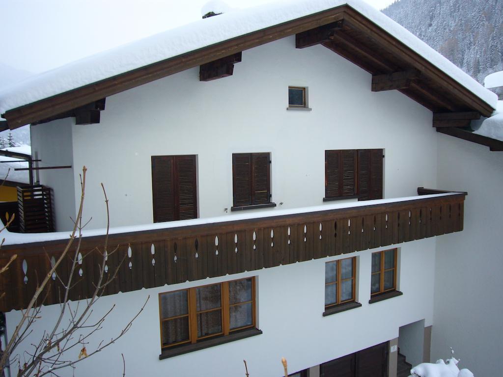 Hotel Garni Almjur Sankt Anton am Arlberg Exterior photo